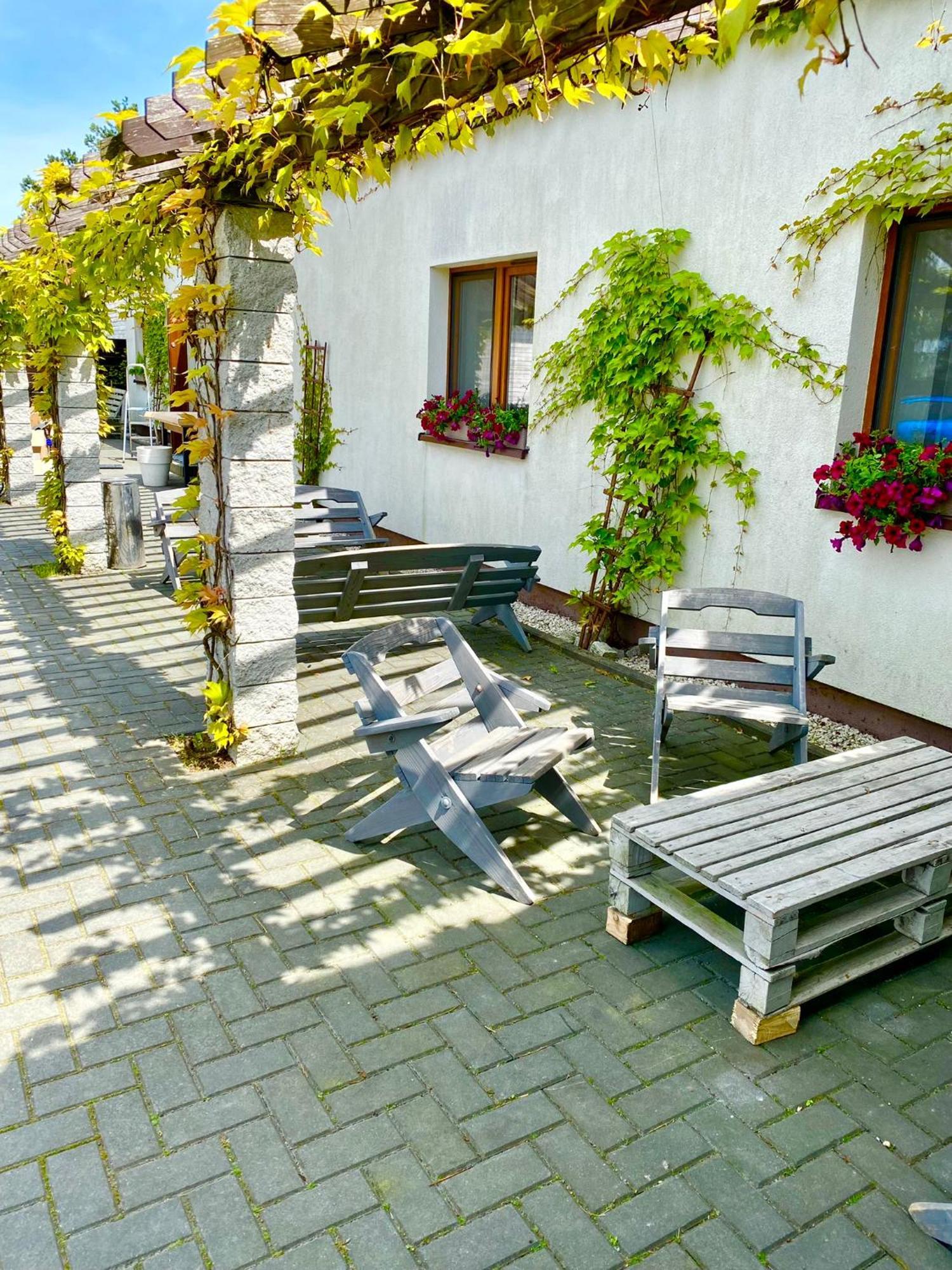 Old Tree Home & Restaurant Auschwitz Buitenkant foto